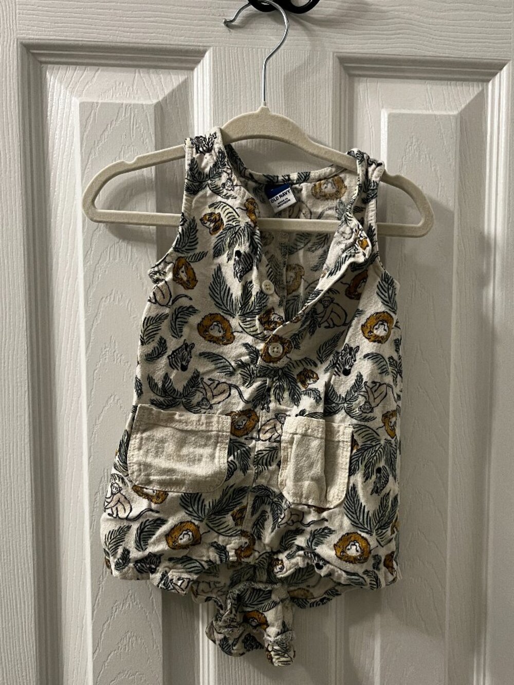 Old Navy 6-12 Sleeveless Short Romper in Jungle Print
